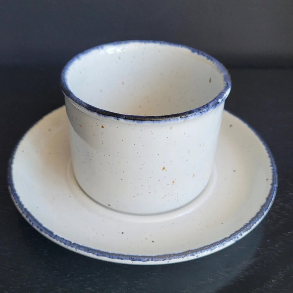 Vintage Stonehenge Wedgewood Midwinter  Creamer Blue and White England - Picture 3 of 8